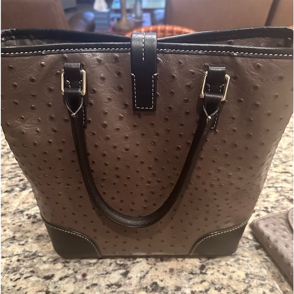 Dooney and Burke Ostrich Shoulder Bag & Matching Wallet - Picture 5 of 11